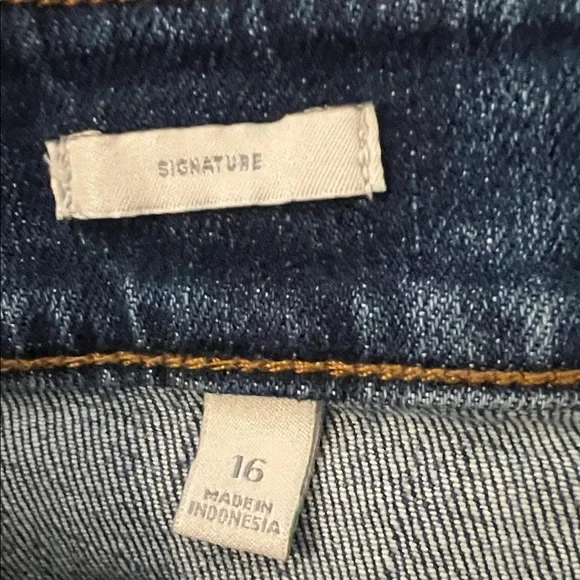 Talbots Denim Capris - Picture 3 of 5